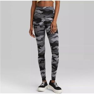 NWOT Wild Fable High Waisted Camo Leggings